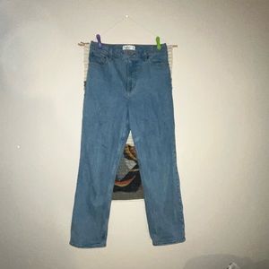 Abercrombie and Fitch 90s Straight Ultra High Rise Size 29/8R